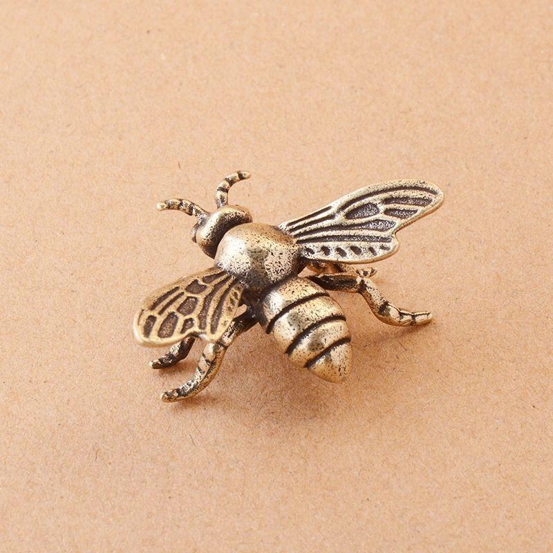 Vintage Solid Copper Plated Handmade Bee Tea Pet Mini Carving Decor Office Desk Bookshelf Ornament Desktop Accessory