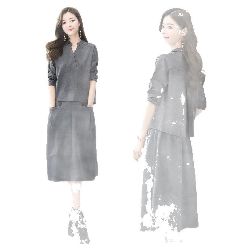 Женский модный облегающий костюм-двойка Весна 2025 - Стильный и омолаживающий для зрелых женщин