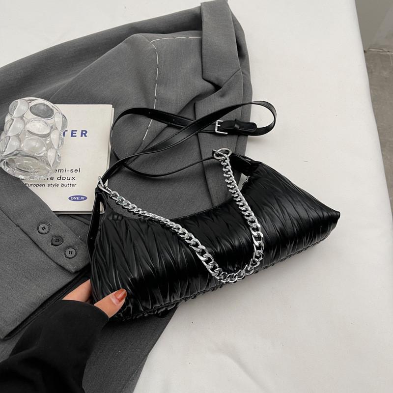 Stylish Korean Women's Pleated Shoulder Bag 2023 Trendy Pu Leather Chain Strap