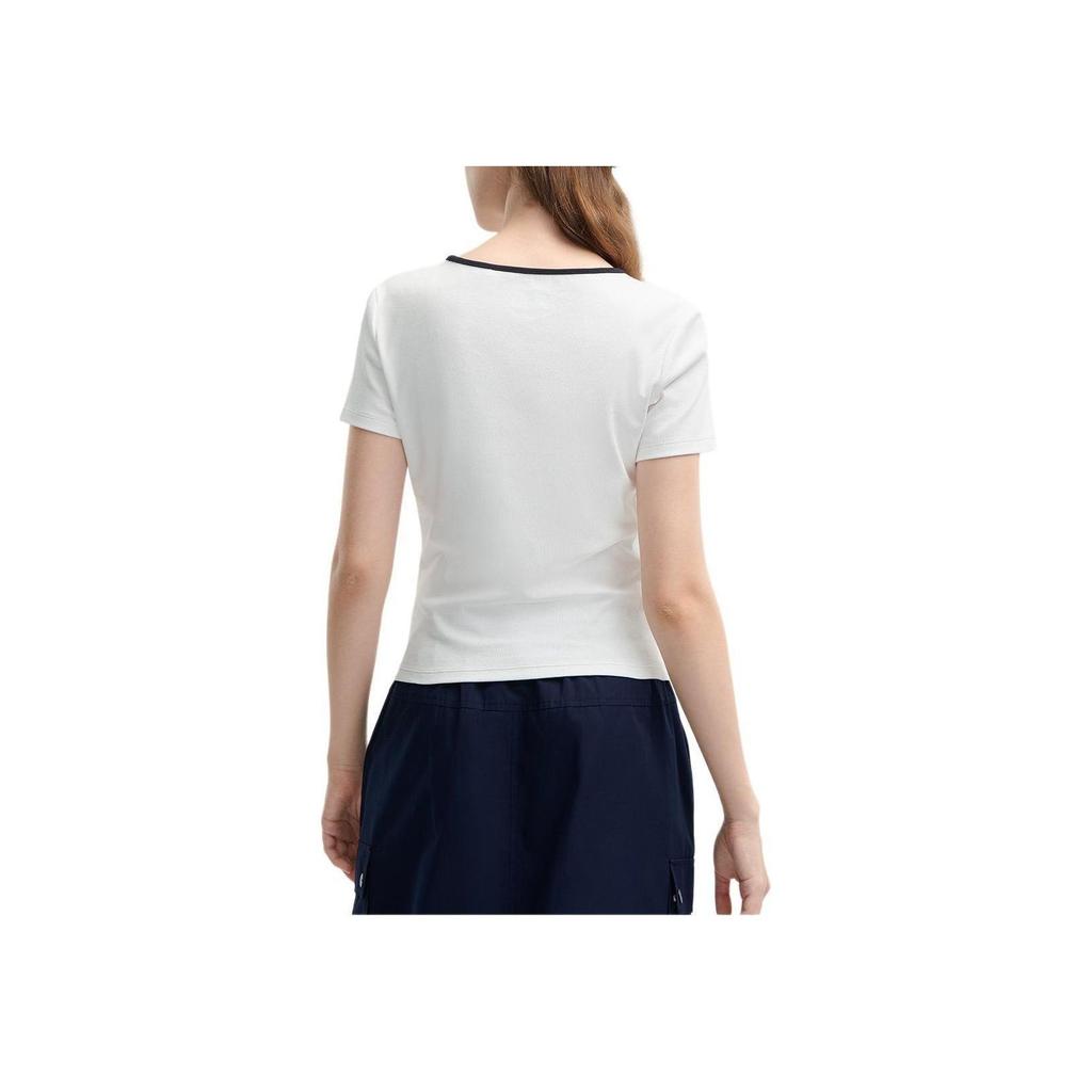 Fila Удобная приталенная футболка с круглым вырезом Женские топы Облако-Гриб-Белый F11W429112FWT