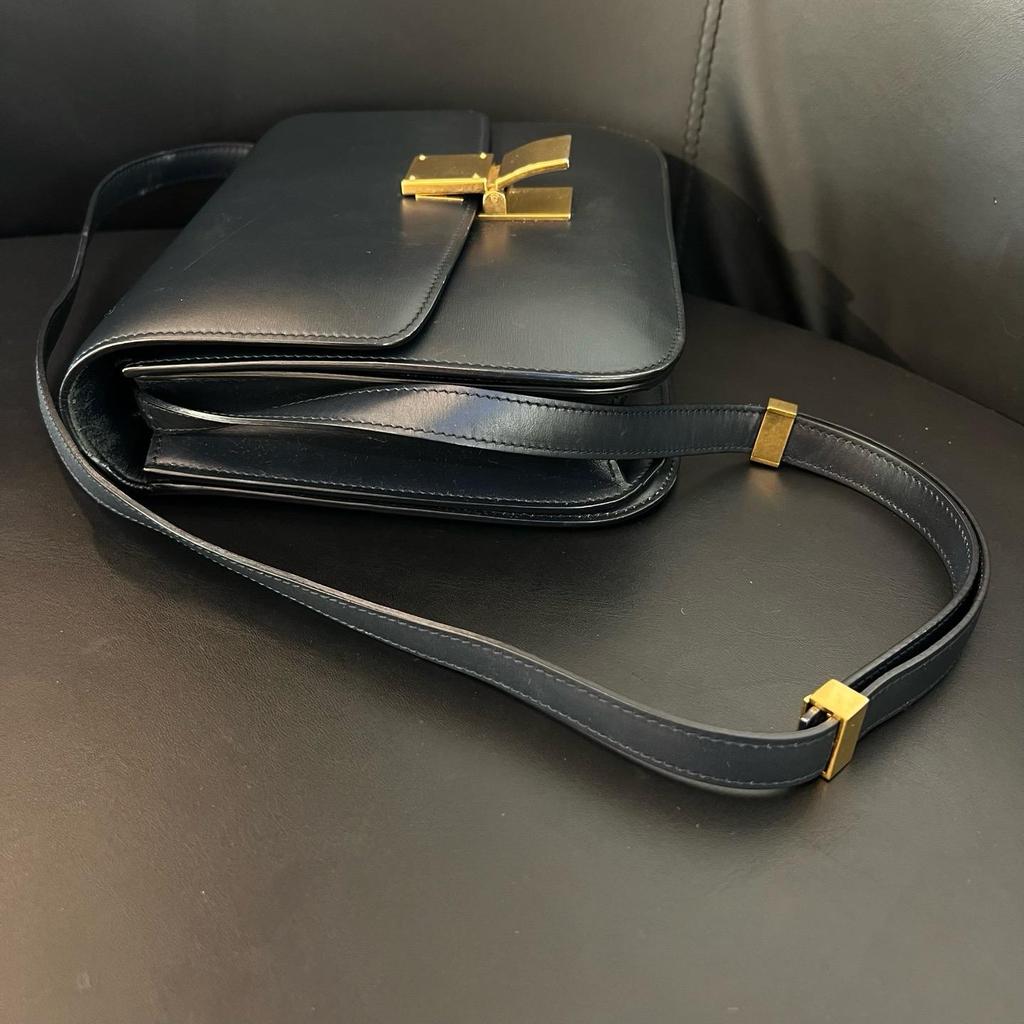 [Pre-Owned] Classic Box Polished Gold Buckle Leather Tofu Bag Shoulder Bag Crossbody Bag Medium - Excellent #1NKWLYV
