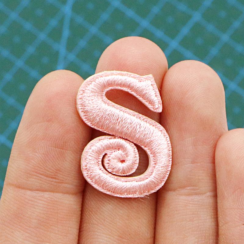 Алфавит 26 букв вышитые наклейки ручная работа вышивка своими руками простота аксессуар современный полиэстер 26 букв нашивка аппликация