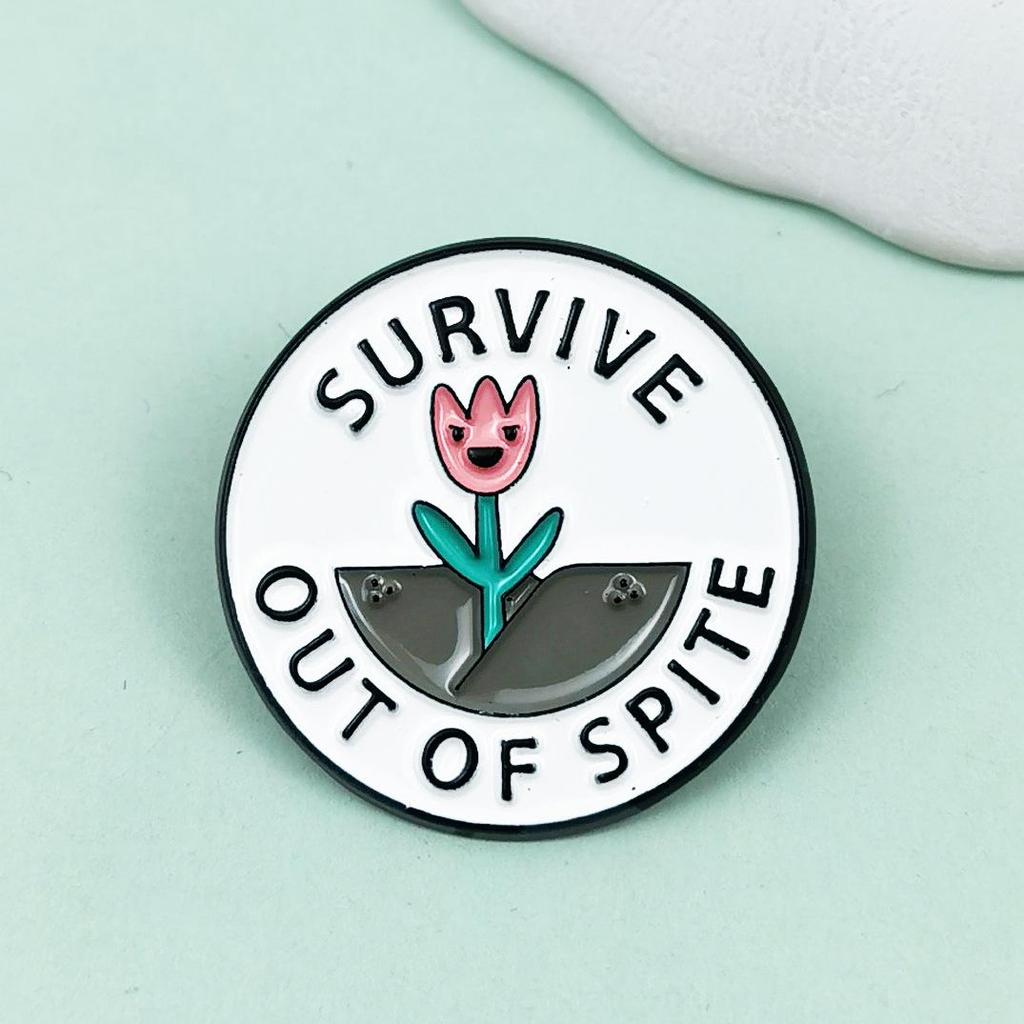 Smiling Flower Pattern Enamel Brooch - Cute Round Alloy Badge Ornament