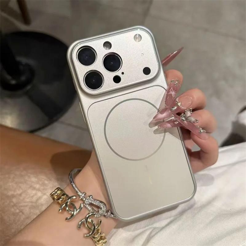 Матовый стеклянный чехол для iPhone 17 Pro Max с MagSafe и бронированной защитой