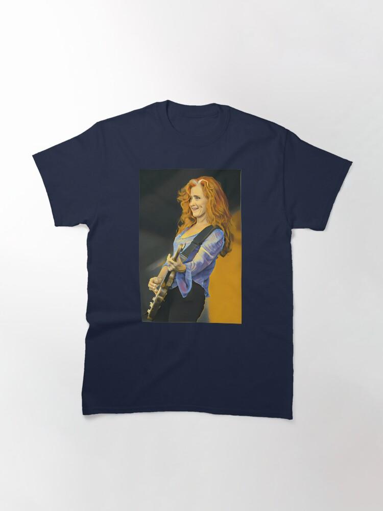 Bonnie Raitt Bonnie Raitt Playing Guitar Classic T-Shirt
