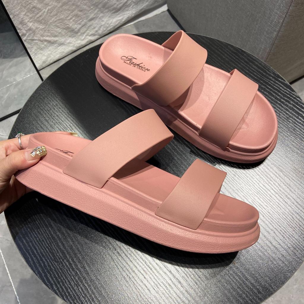 Модный темперамент с открытым носком плоские тапочки женские слова с летней прохладной тапочки женская одежда тапочки на платформе пляжная обувь