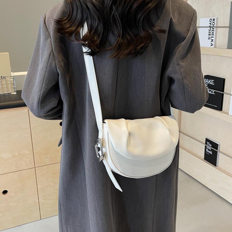 2024 New Spring Women's Saddle Bag Urban Minimalist Pu Shoulder Crossbody Bag Folded Design