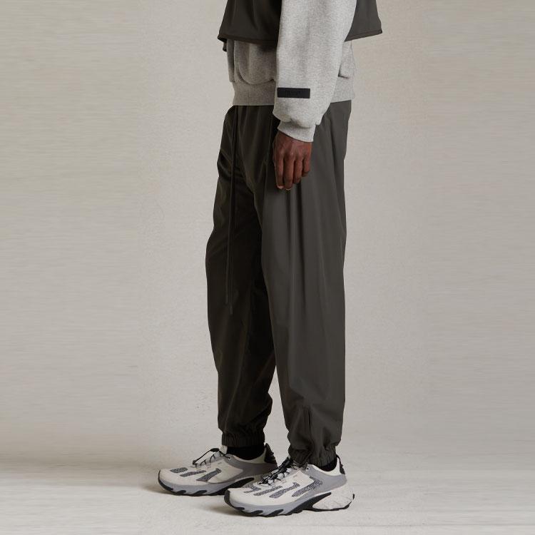 Fear of God Essentials Нейлоновые спортивные штаны Черные Мужские 130SP242160F