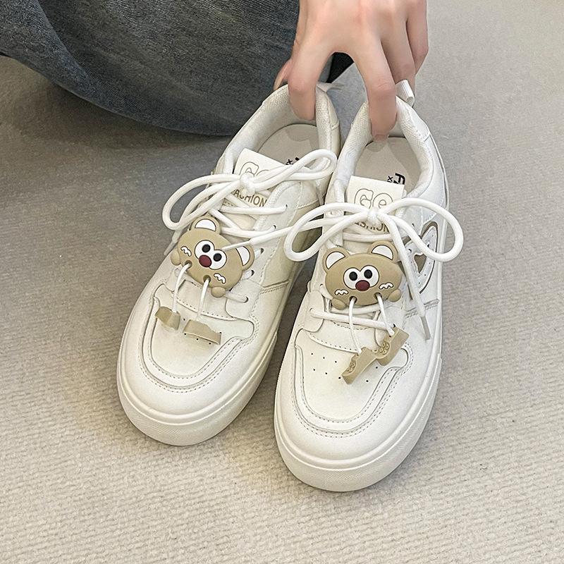Белые туфли на плоской подошве женские 2024 года, универсальные женские туфли, новые кроссовки для серфинга, студенческие повседневные спортивные туфли