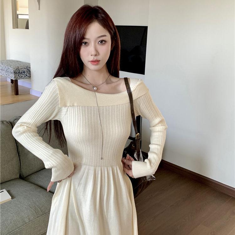 Женское французское трикотажное платье-свитер с длинным рукавом на одно плечо, приталенный осенне-зимний стиль