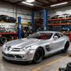 1/24 Суперкар Mercedes-Benz SLR Модель автомобиля из сплава Звук и свет Инерционный Детская игрушка Коллекционные предметы Подарок на день рождения
