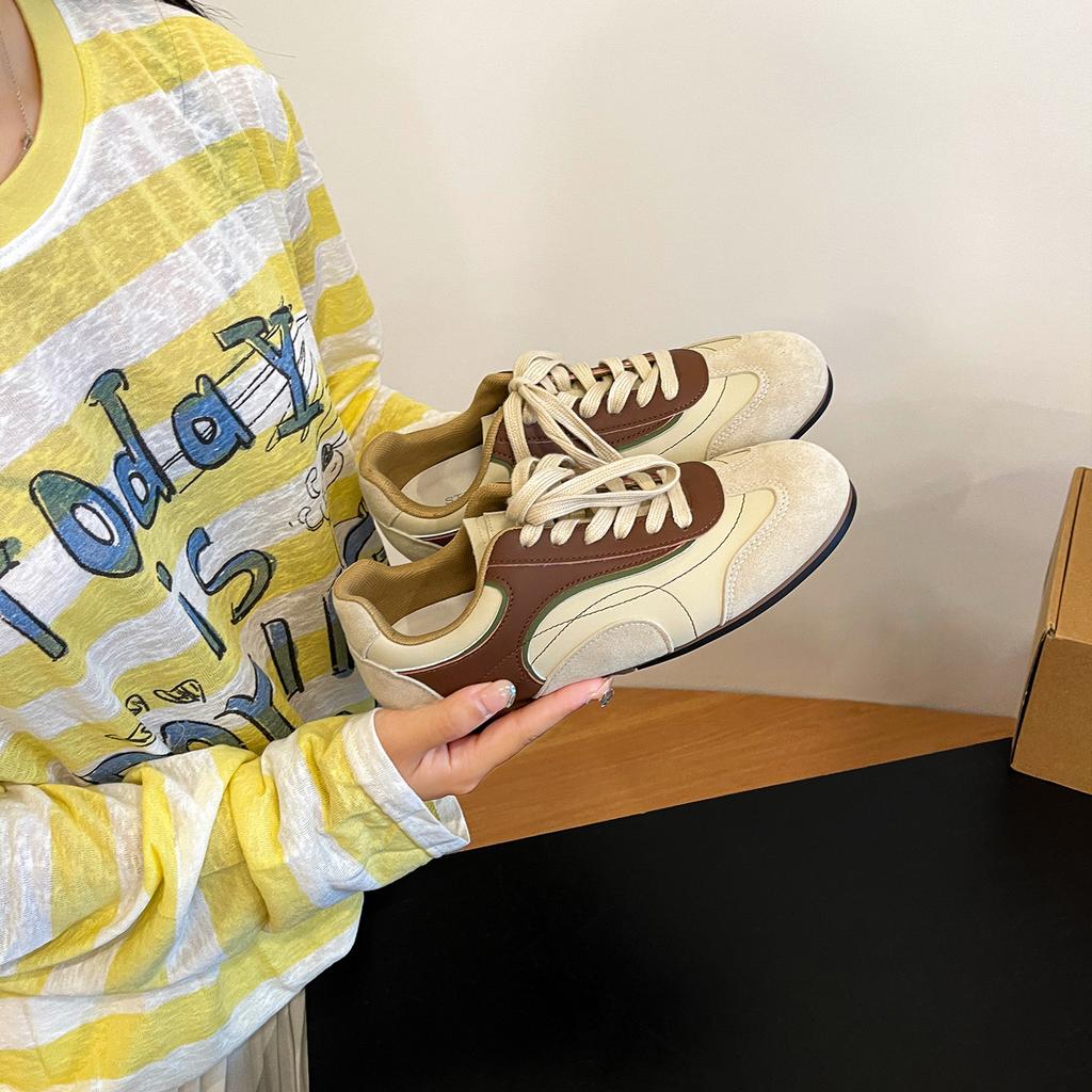 Ретро контрастные цвета на плоской подошве немецкие тренировочные туфли женские осень 2025 новые на плоской подошве балетки на толстой подошве Forrest Gump спортивная обувь для скейтборда