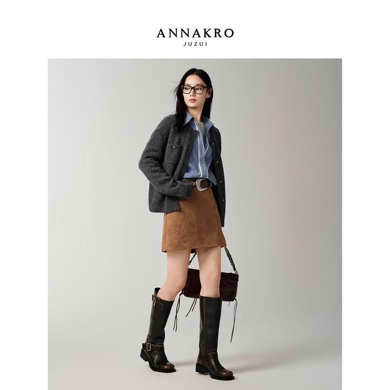 Женский трикотажный кардиган Anna Kou на пуговицах с круглым вырезом