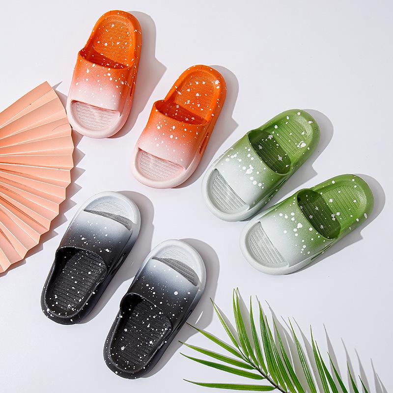 New Summer Gradient Children's Slippers for Boys and Girls Sandals and Slippers for Indoor and Outdoor Home Furnishings