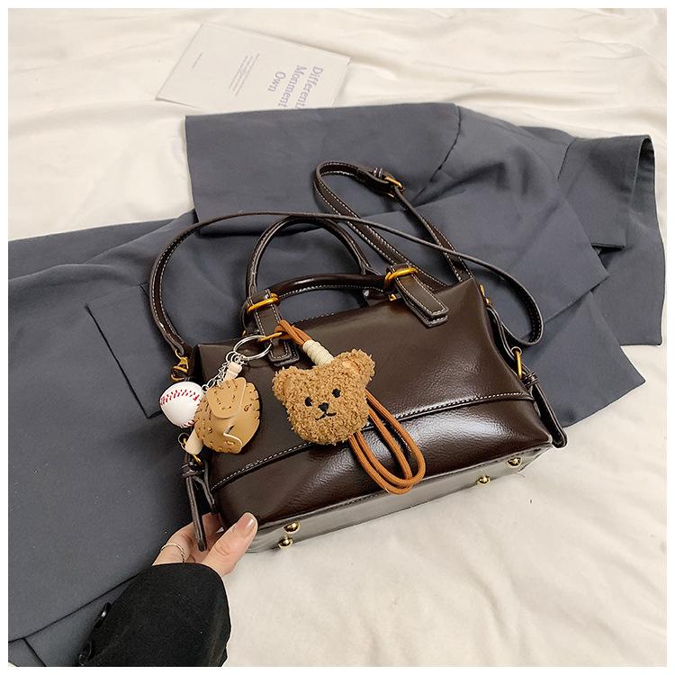Premium Texture Niche Handbag Bag 2025 Oil Wax Leather Soft Waxy Foreign Style Retro Messenger Shoulder Commuter Pillow Bag