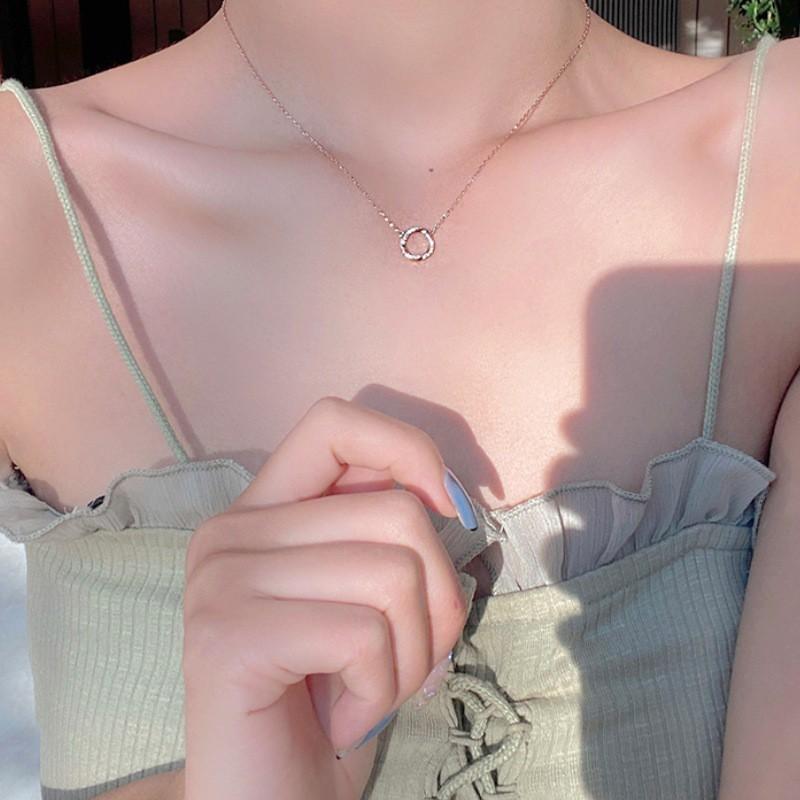 Mobius Ring Necklace Women Versatile High-End Style Ins Trend Minimalist Fashion Clavicle Chain