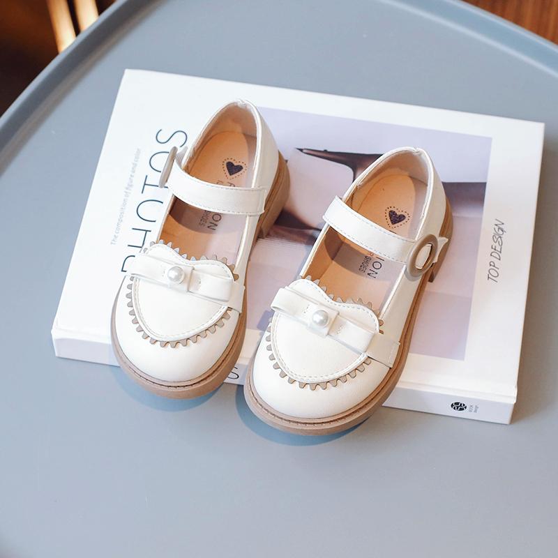 Детские туфли из кожи для девочек Love Pearl Bow 2024, новые универсальные туфли в стиле Лолиты, простые и элегантные, свадебные туфли принцессы, детские, шикарные, из искусственной кожи