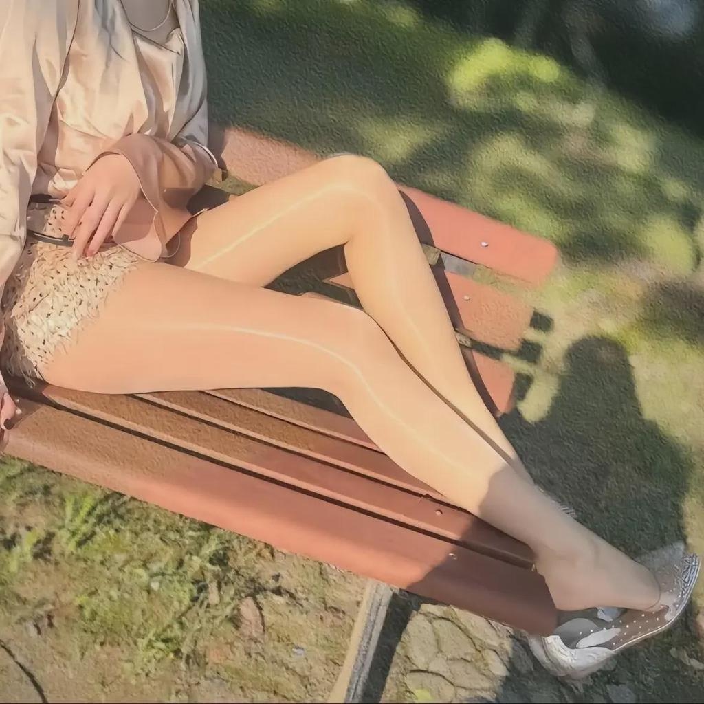 Pearlescent Ultra-Thin Open Crotch Shiny Black Stockings