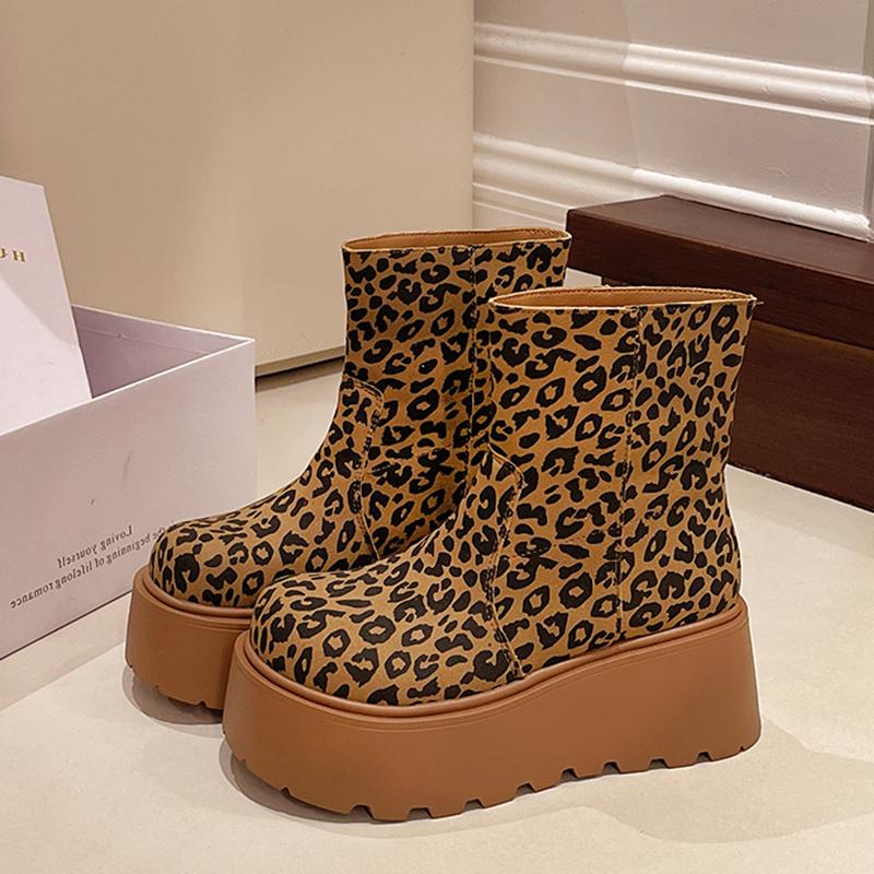 Леопардовая платформа женские зимние ботильоны замшевые туфли на высоком каблуке женские 2025 тренд зимние брендовые готические прогулочные мотоциклетные ботинки женские