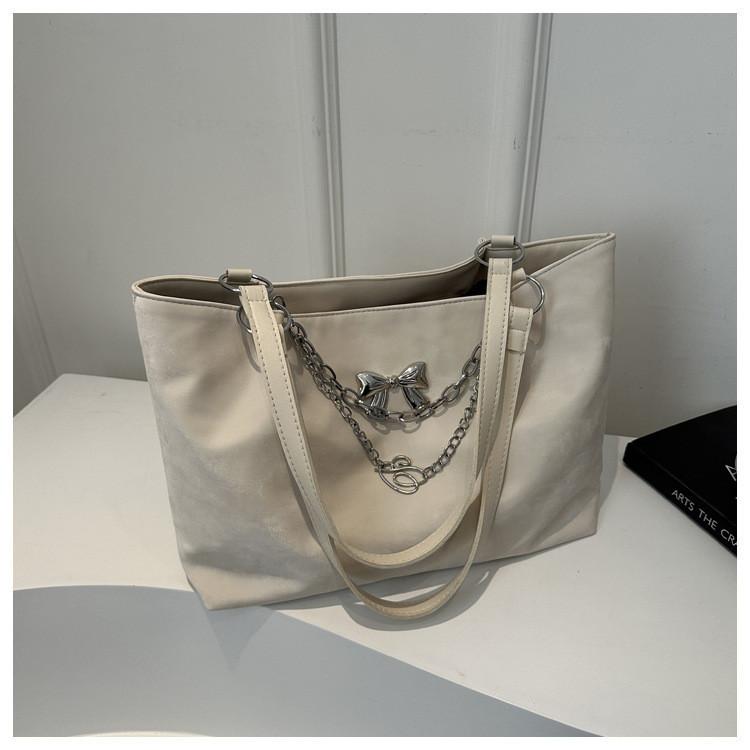 Шикарная женская сумка большой вместимости 2024 Новая цепь Повседневная сумка-тоут через плечо с бабочкой