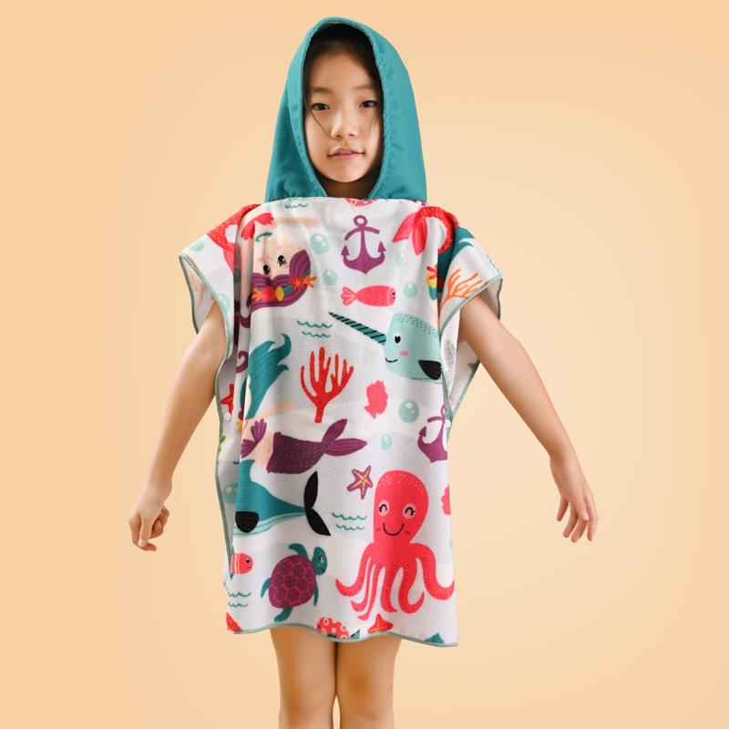 Dinosaur Cartoon Hooded Bath Towel: Absorbent Cotton Poncho for Kids' Summer Swimming
