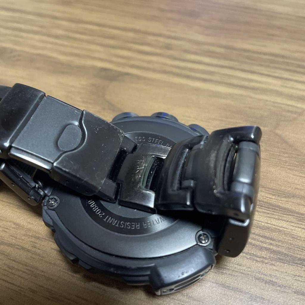 Б/у часы CASIO PRO TREK с тройным датчиком и питанием от солнечной энергии