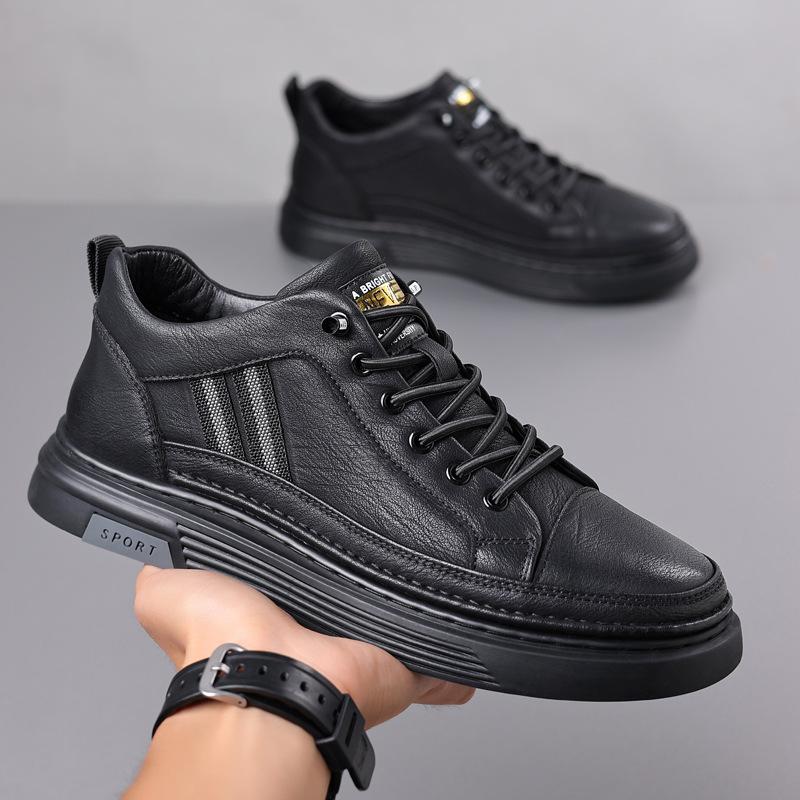 Men's Autumn Leather Shoes Trendy Soft-soled Men's Casual Shoes Winter Velvet Cotton Shoes Black Sports Versatile Board Shoes