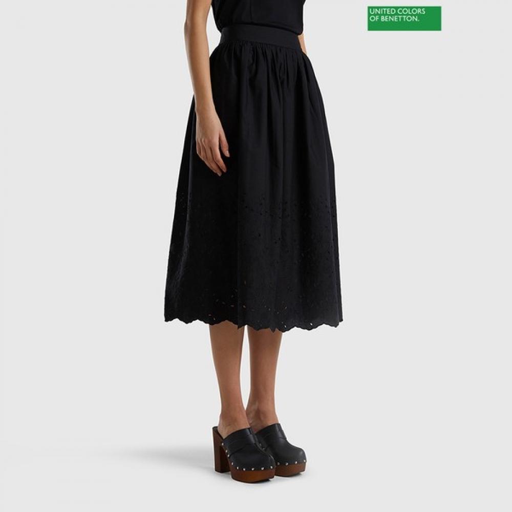 Benetton Юбка с перфорацией и вышивкой 3s 46azd001j