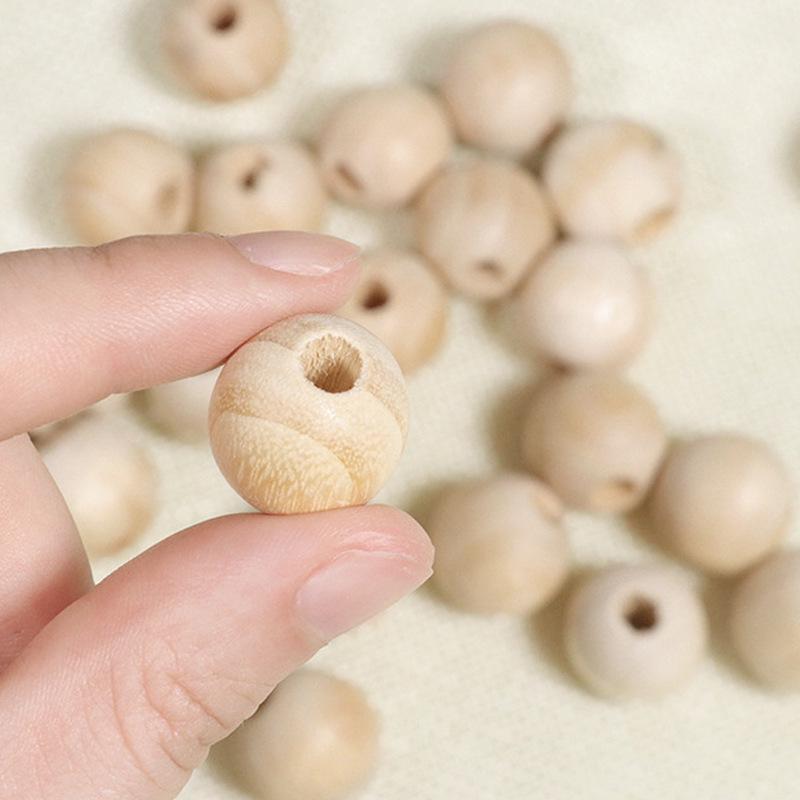 Natural Camphor Wood Balls: Mildew & Moisture-Proof Insect Repellent, Odor-Removing Beads (1.8cm) for Wardrobe.
