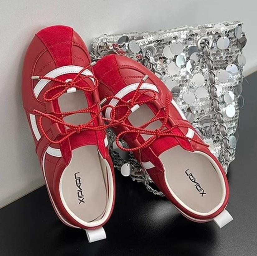 Серебристые туфли Мэри Джейн, повседневные туфли, мягкая подошва, не утомляют ноги, новые модели 2025 года, внутренняя высота увеличивает на 5 см, балетные тренировочные туфли для женщин