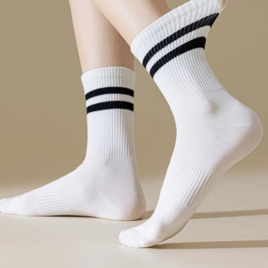 1 Pair Women Socks Mid-tube No Odor Striped Contrast Color High Elasticity Anti-slip Breathable Soft