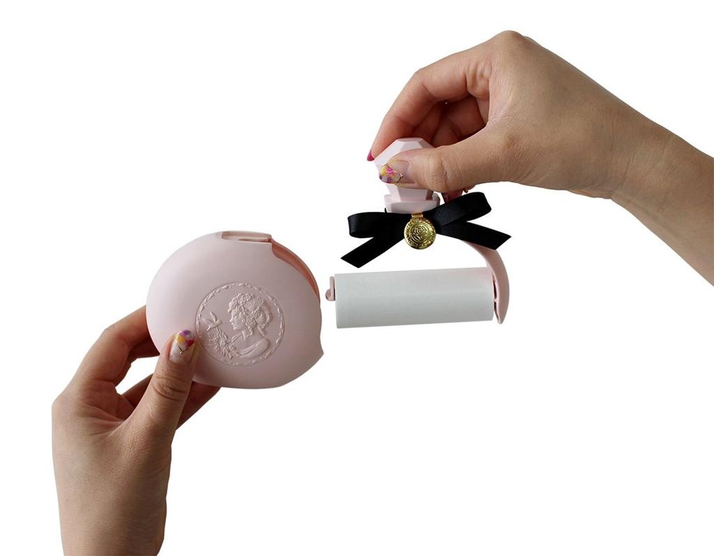 Yawata Kasei Sceltevie Parfait Clothes Cleaner & Mirror, White, 9.2x4.2x11cm