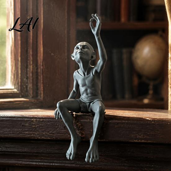 Cool Room Accessories 3D Printed Gulu Sitting Statue Resin Alien Figurine Creative Detailed Statue Edge Sculpture for Home Office Desktop Bookshelf