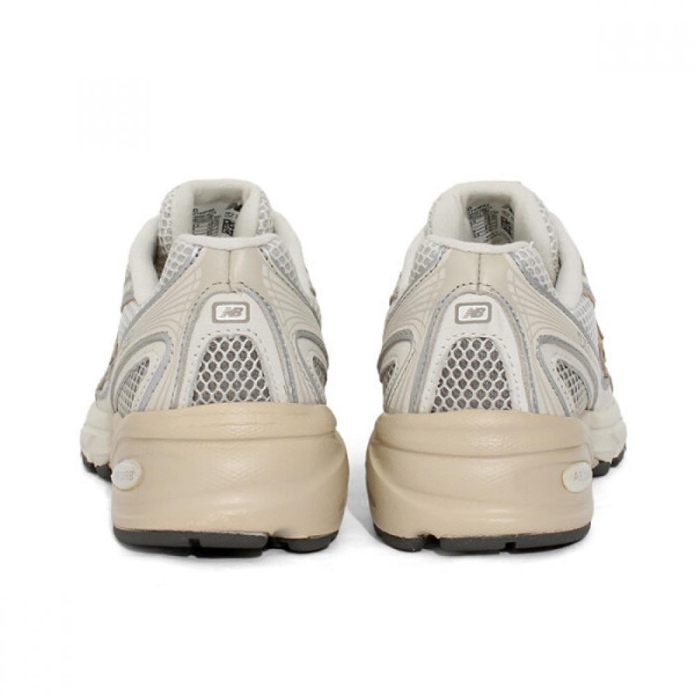 New Balance Беговые кроссовки 740