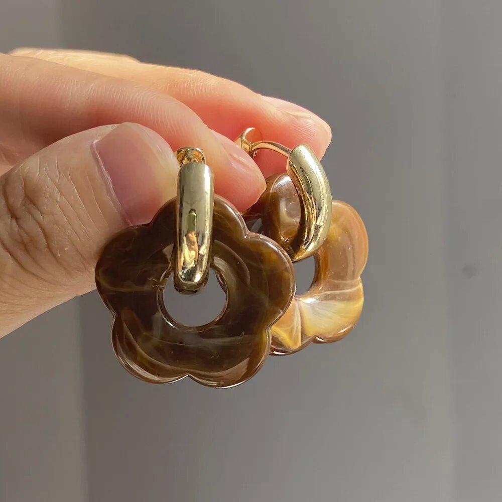 Cute Resin Colorful Flower Charms Earring Gold Color Circle Ear Buckle Hoop Earrings Jewelry for Women