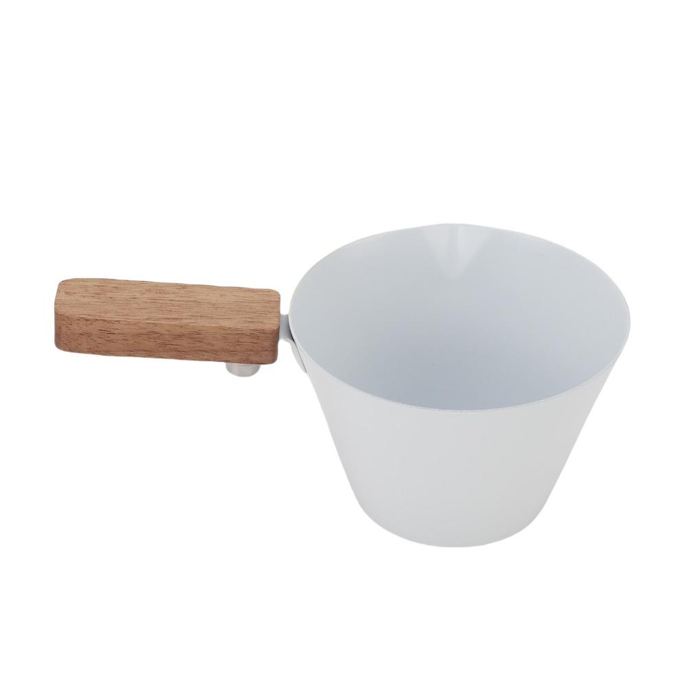 White/Black Finish Measuring Cup Wooden Handle Measuring Spoon Milk Frothing Cup Latte Art