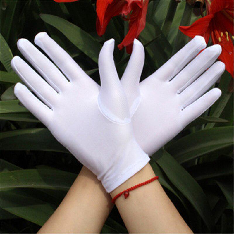 Атласные перчатки для торжеств