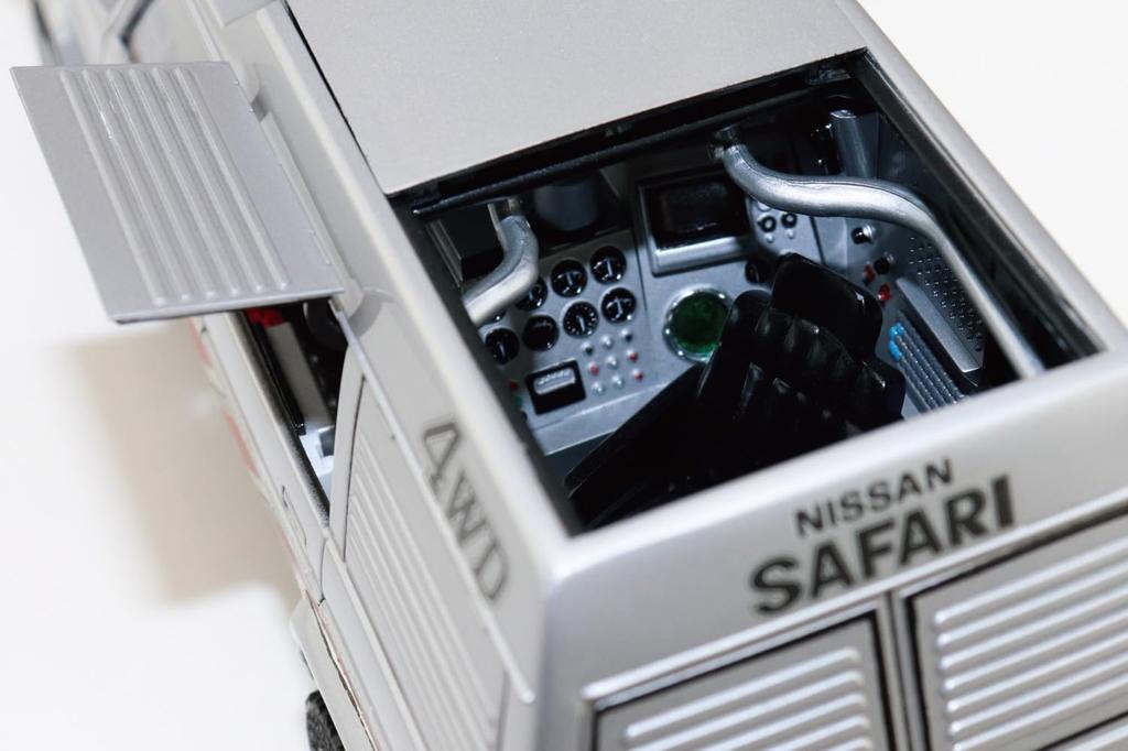 Aoshima Bunka Kyozai Seibu Keisatsu 7 Safari 4WD Tanker Truck Scale Plastic Model (AOSHIMA) No. & 1/24 (Automobile)