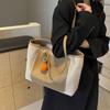 Холщовая сумка большой вместимости для женщин. Новинка 2024 года, осенне-зимняя повседневная универсальная текстурированная сумка через плечо для классных поездок на работу.
