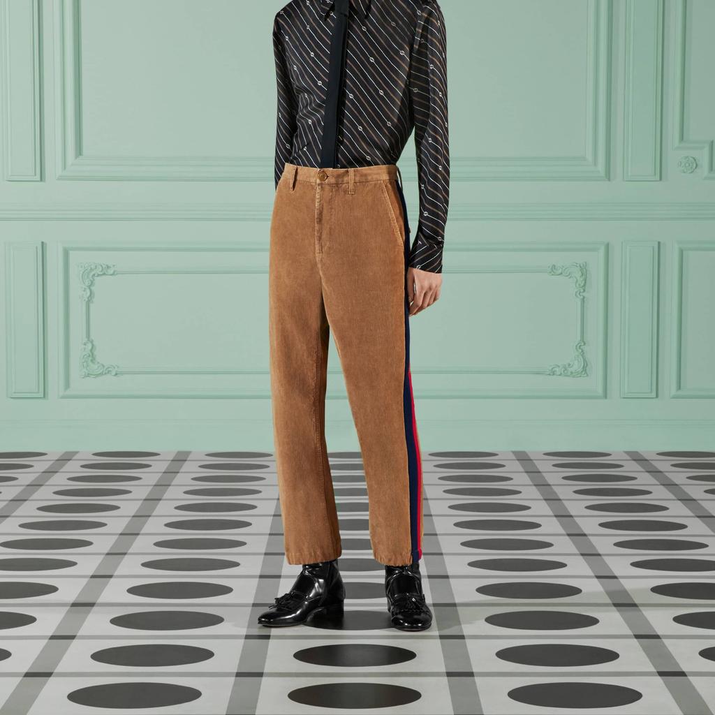 Gucci Вельветовые брюки с нашивкой-логотипом 719756-XDB7G-2091