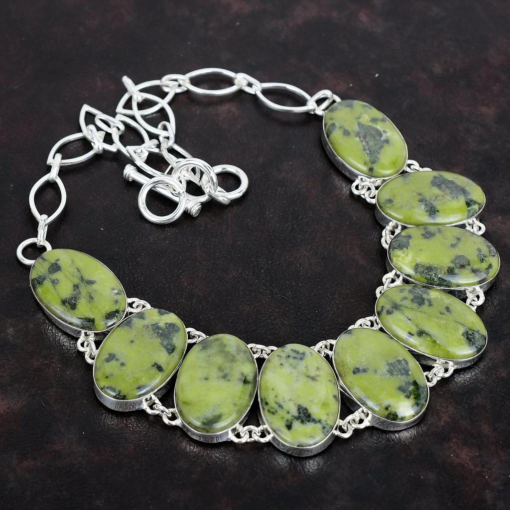 Ожерелье из серпантина, ожерелье из натурального драгоценного камня, регулируемая цепочка из стерлингового серебра 925 пробы, украшения ручной работы, подарки для мамы, потрясающее ожерелье