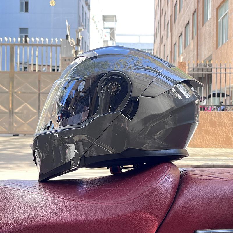 Motorcycle Helmet Peel-off Helmet Men's and Women's Full Helmets Bluetooth Personality Four-season Locomotive Big Tail National Standard
