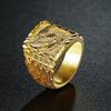 Мужское кольцо цвета золото в стиле хип-хоп
