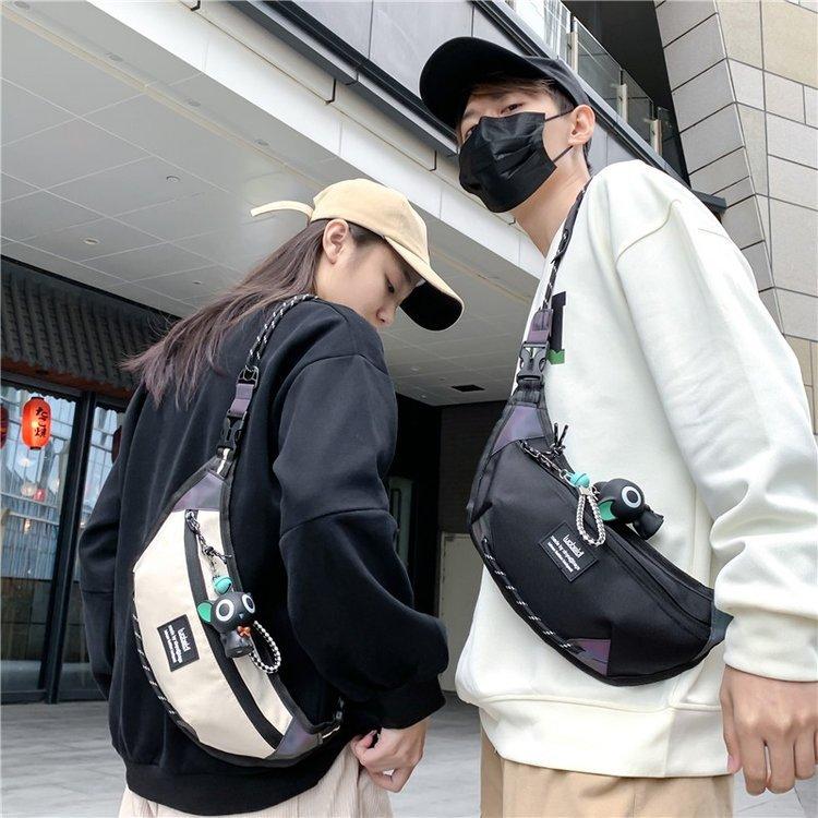Fashion New Sports Breast Bag Fashion Men's Street Trend Messenger Bag, Mobile Phone Bag Harajuku Student Shoulder Bag
