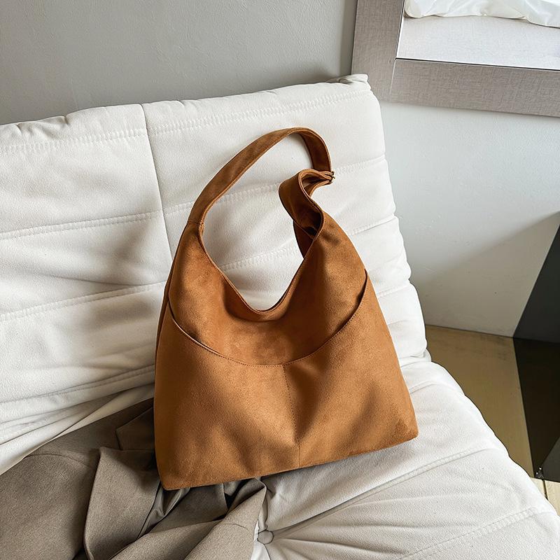 Женская ретро-сумка 2025 - Большая вместимость, Матовая текстура, Универсальная сумка через плечо/тоут