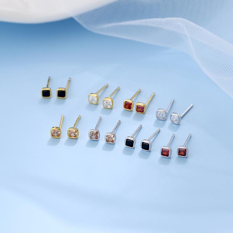 Banyan Tree S925 Silver Black Diamond Geometric Cube Earrings