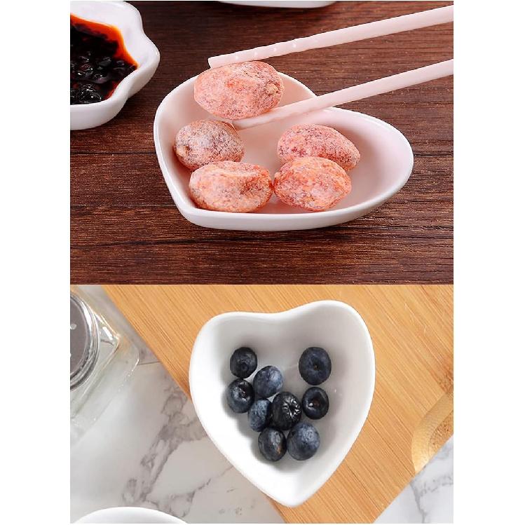 Ceramic Heart-shaped White Multipurpose Sauce Dish Seasoning Dishes Sushi Dipping Bowl Appetizer Plates Serving Dish Saucers Bowl(Set of 4)