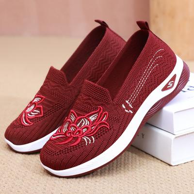 Обувь женская летняя новая старая пекинская тканевая обувь сетчатая дышащая не душная для ног обувь для мамы мягкая подошва удобная повседневная обувь женская