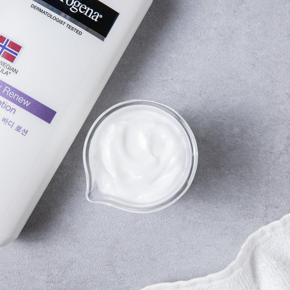 Neutrogena Visibly Renew Body Lotion 450ml [Elasticity Care]