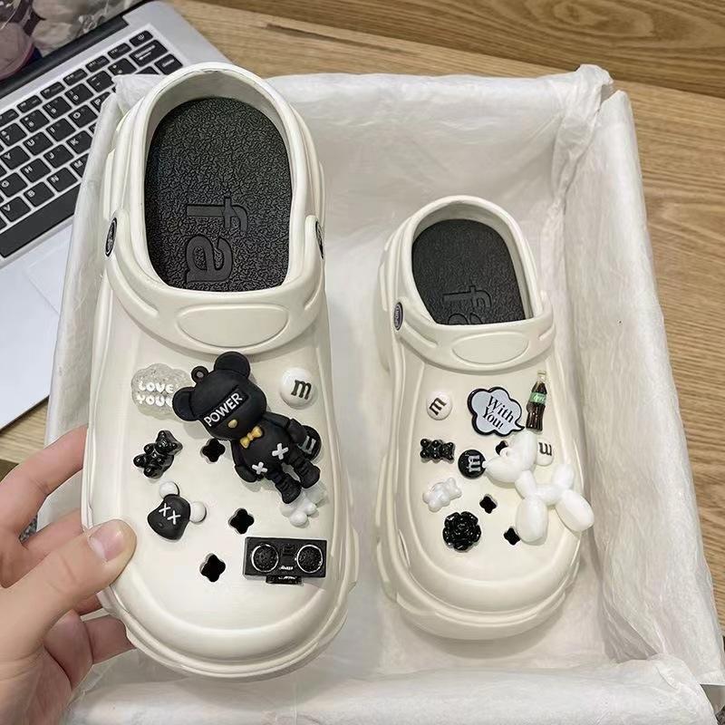 Super thick sweating dog hole shoes women's 2 platform beach shoes to increase the height and cool slippers to wear outside